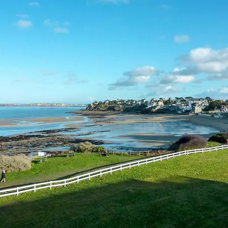 Les Mouettes By Interhome Dinard